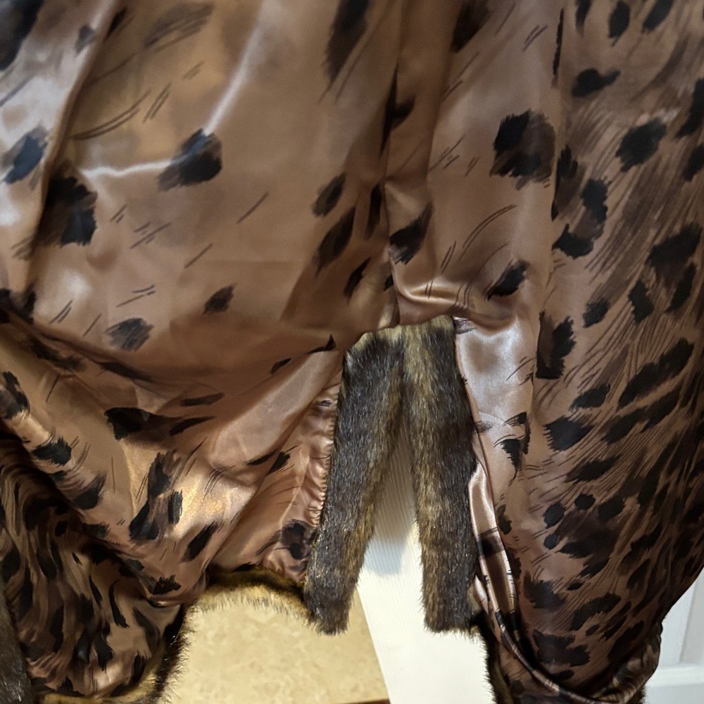 Dennis Basso Brown Faux Fur Coat - Picture 5 of 9